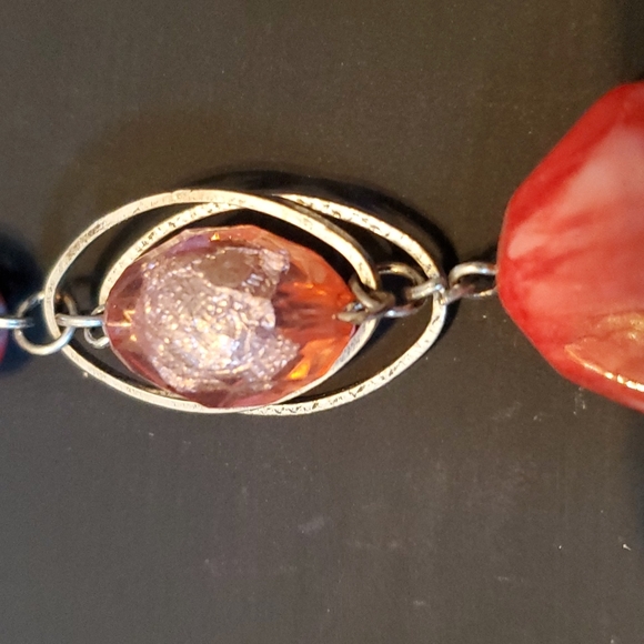 Neclace - Picture 3 of 3